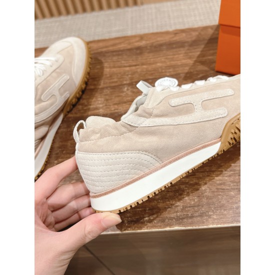 Hermes Sneakers