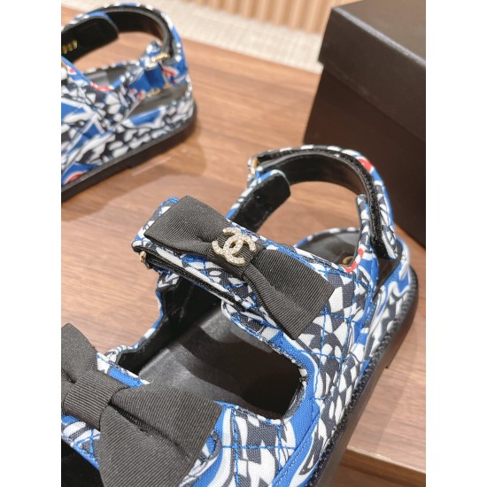 CHANEL Sandals