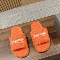  Balenciaga Slippers
