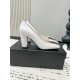 CHANEL Pumps and Slingbacks