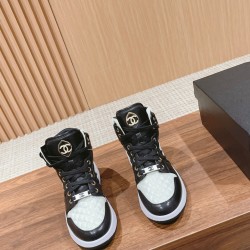 CHANEL Boots