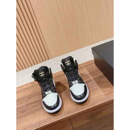 CHANEL Boots