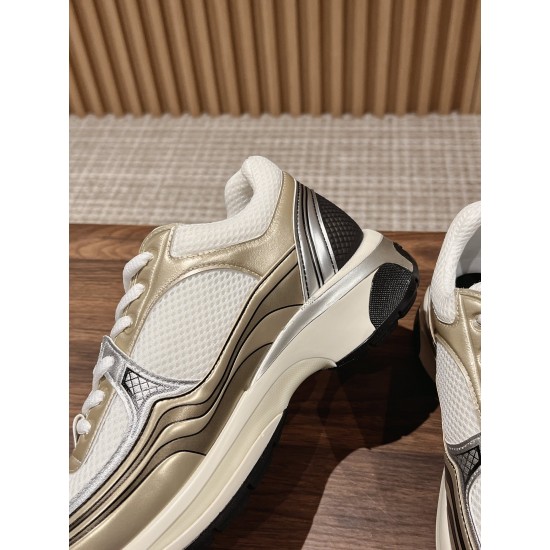 CHANEL Sneakers