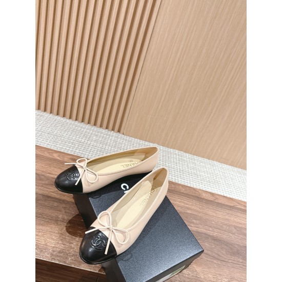 CHANEL Ballerinas