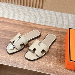 Hermes Slippers