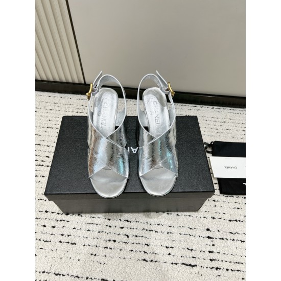 CHANEL Pumps and Slingbacks