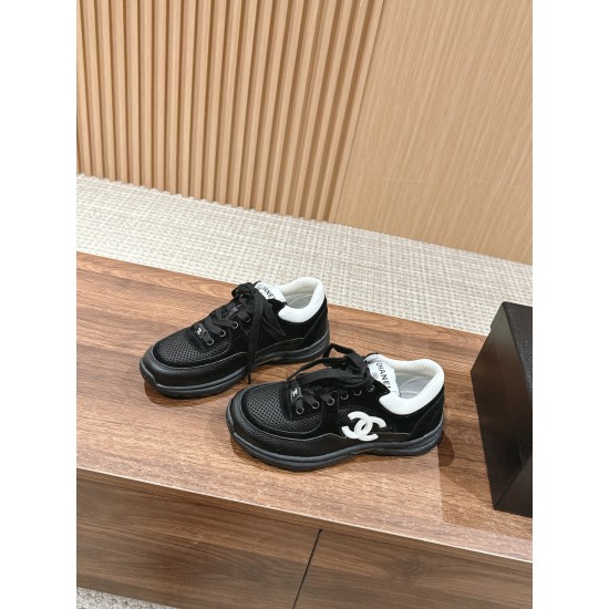 CHANEL Sneakers