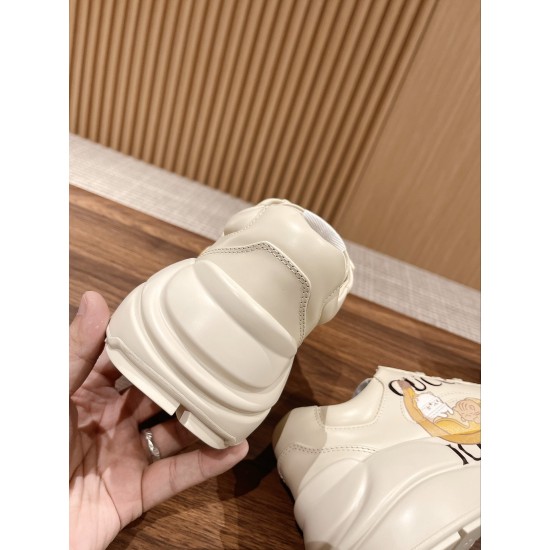 Gucci Sneakers