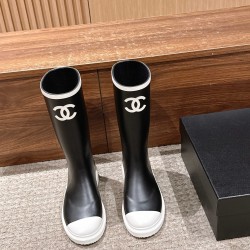 CHANEL Boots