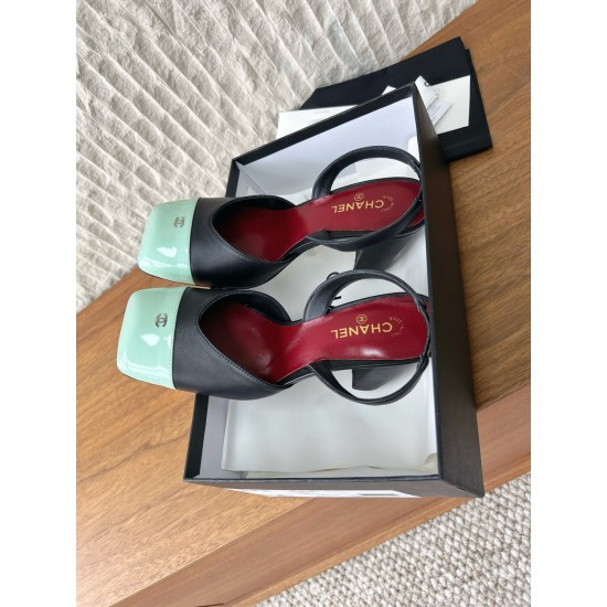 CHANEL Pumps and Slingbacks