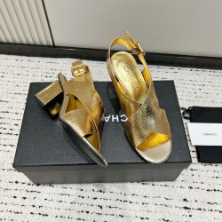 CHANEL Pumps and Slingbacks