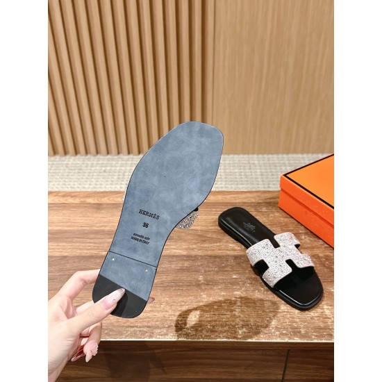 Hermes Slippers