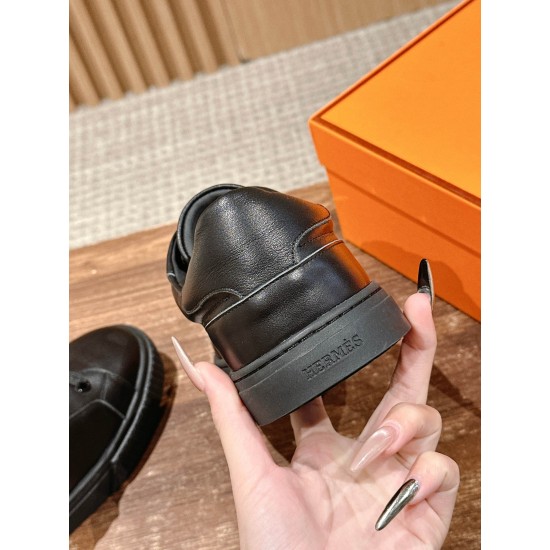 Hermes Sneakers