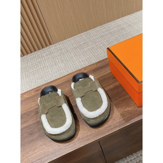 Hermes Iota mule
