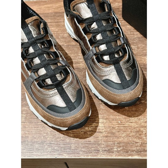 CHANEL Sneakers