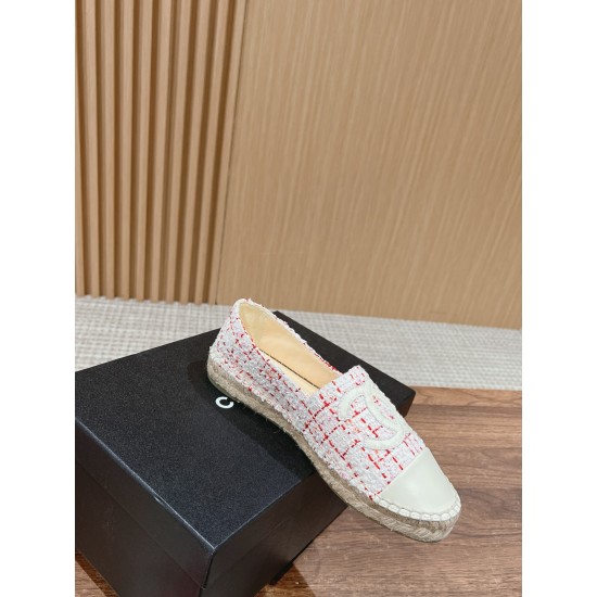 CHANEL Espadrilles