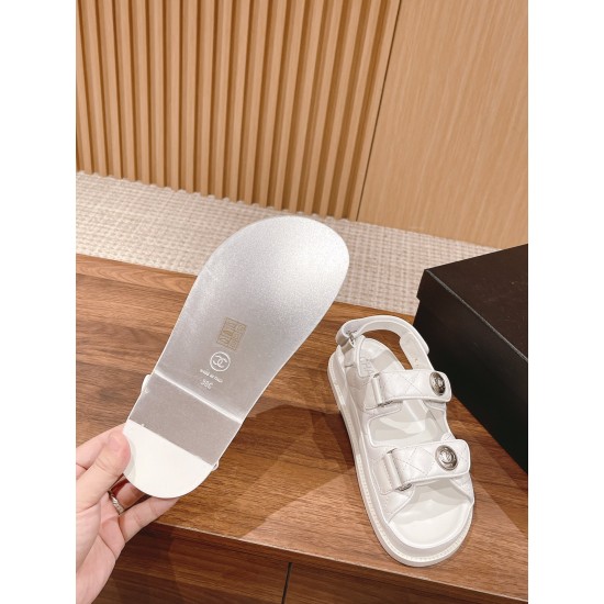 CHANEL Sandals