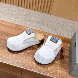  Balenciaga Slippers