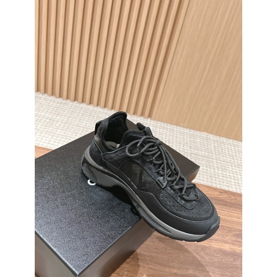 CHANEL Sneakers
