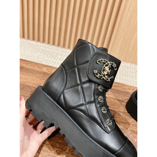 CHANEL Boots