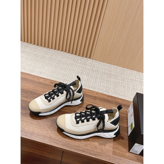 CHANEL Sneakers