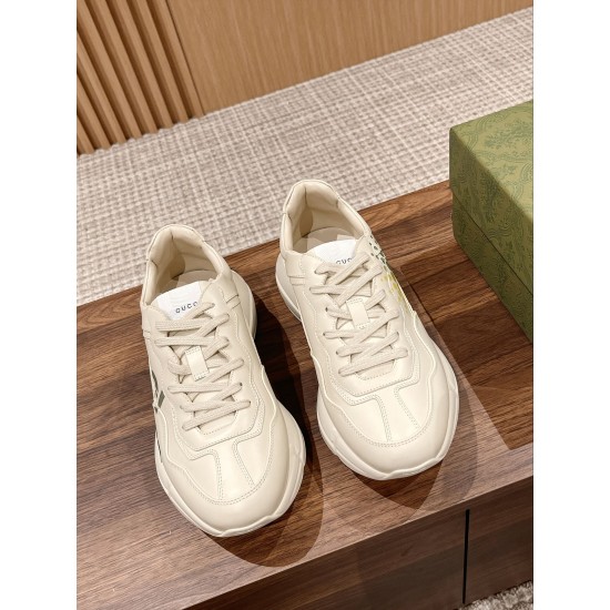 Gucci Sneakers