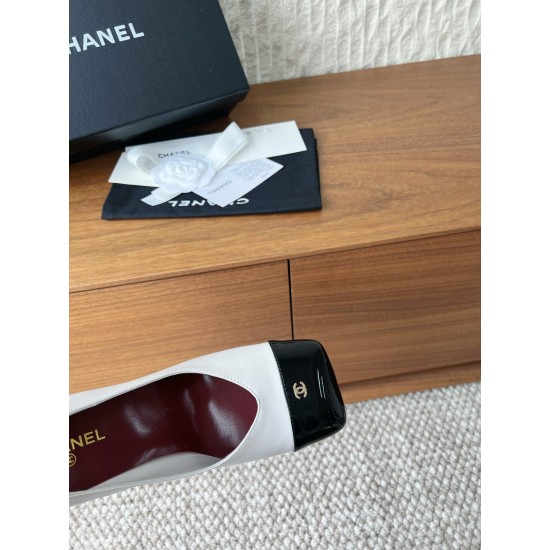 CHANEL Pumps and Slingbacks