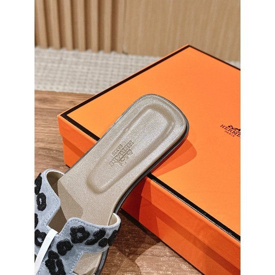 Hermes Slippers