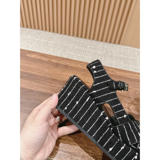 CHANEL Sandals