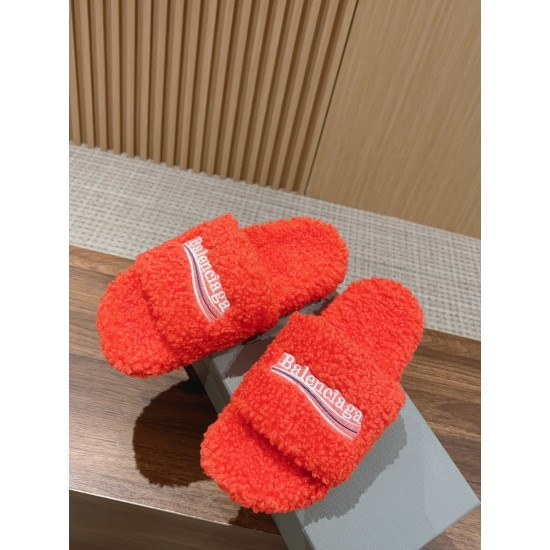  Balenciaga Slippers