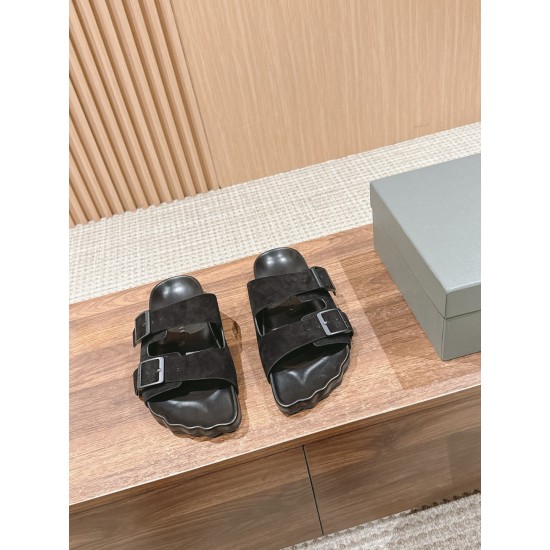  Balenciaga Slippers