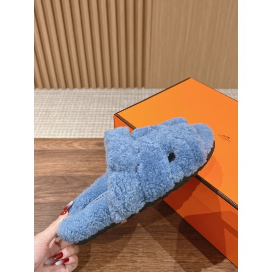 Hermes Slippers