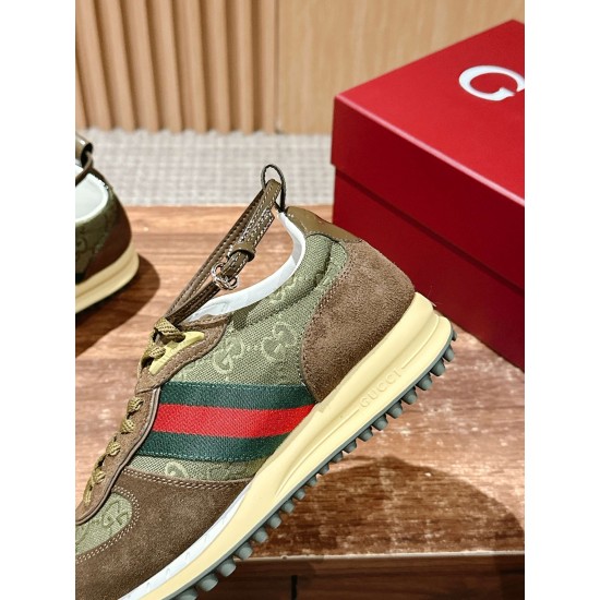 Gucci Sneakers