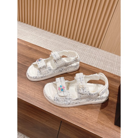 CHANEL Sandals