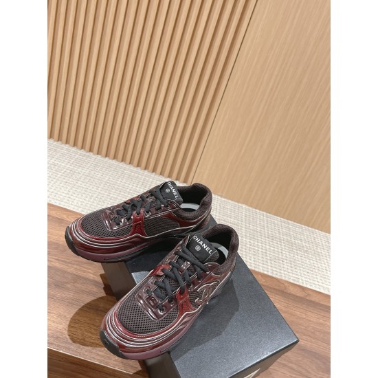 CHANEL Sneakers