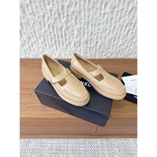 CHANEL Loafers