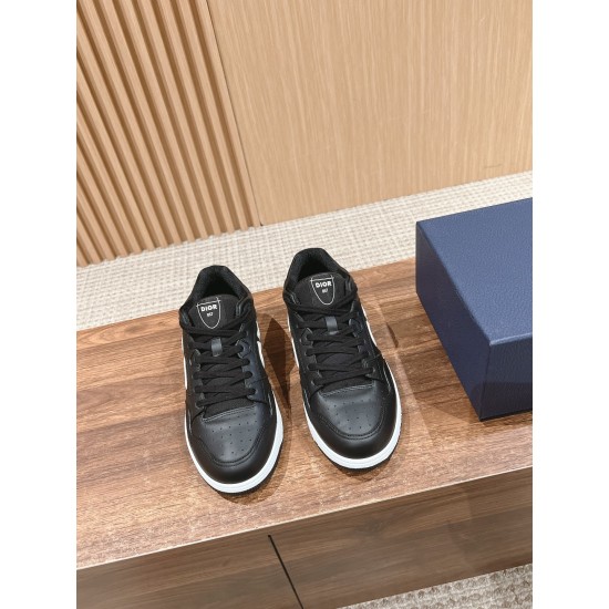 Dior Sneakers