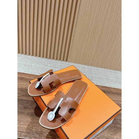 Hermes Slippers