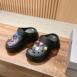  Balenciaga Slippers