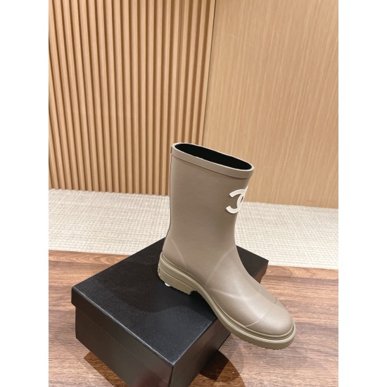 CHANEL Boots