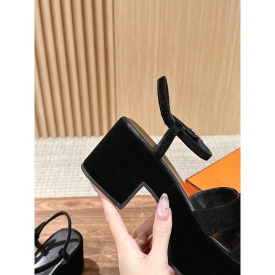 Hermes Sandals