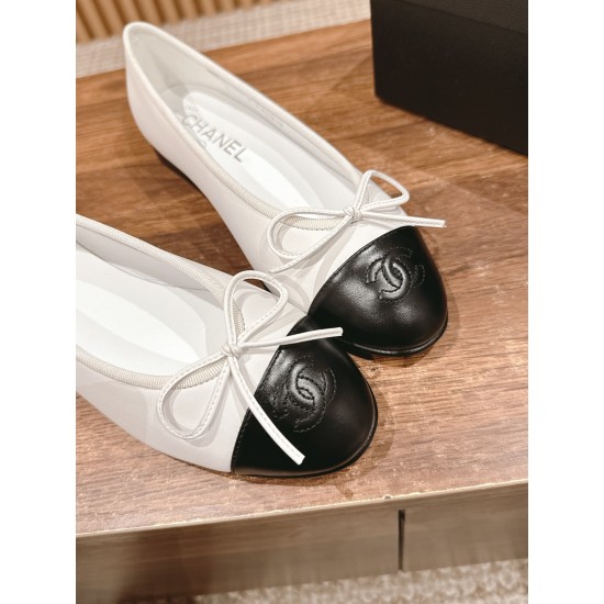 CHANEL Ballerinas