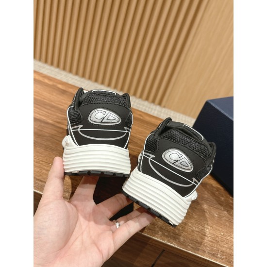 Dior Sneakers