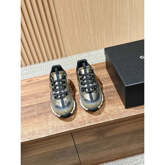 CHANEL Sneakers