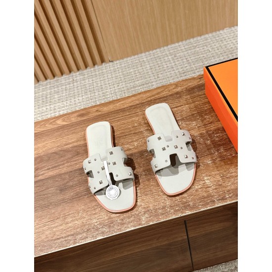 Hermes Slippers