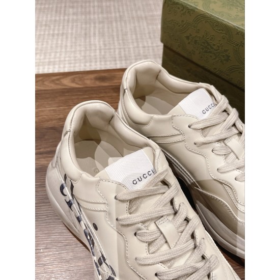 Gucci Sneakers