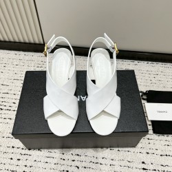CHANEL Pumps and Slingbacks