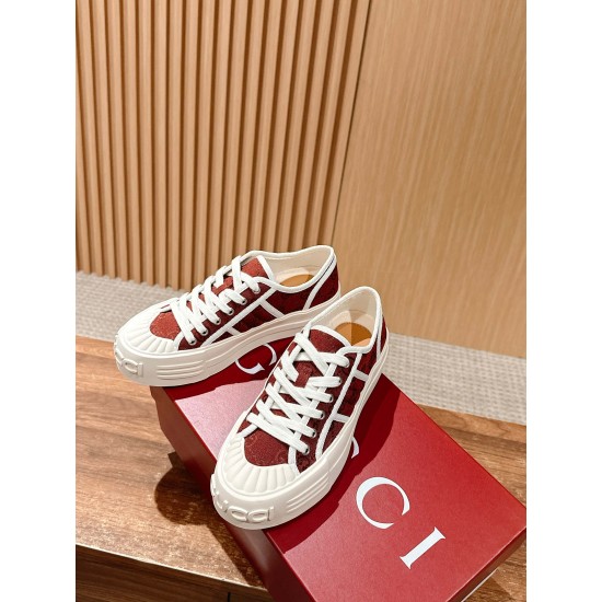 Gucci Sneakers
