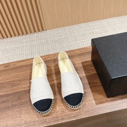 CHANEL Espadrilles