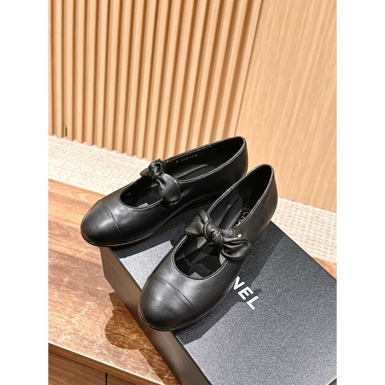 CHANEL Ballerinas